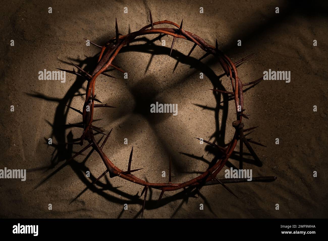 Jesus crown thorns shadow hi-res stock photography and images - Alamy
