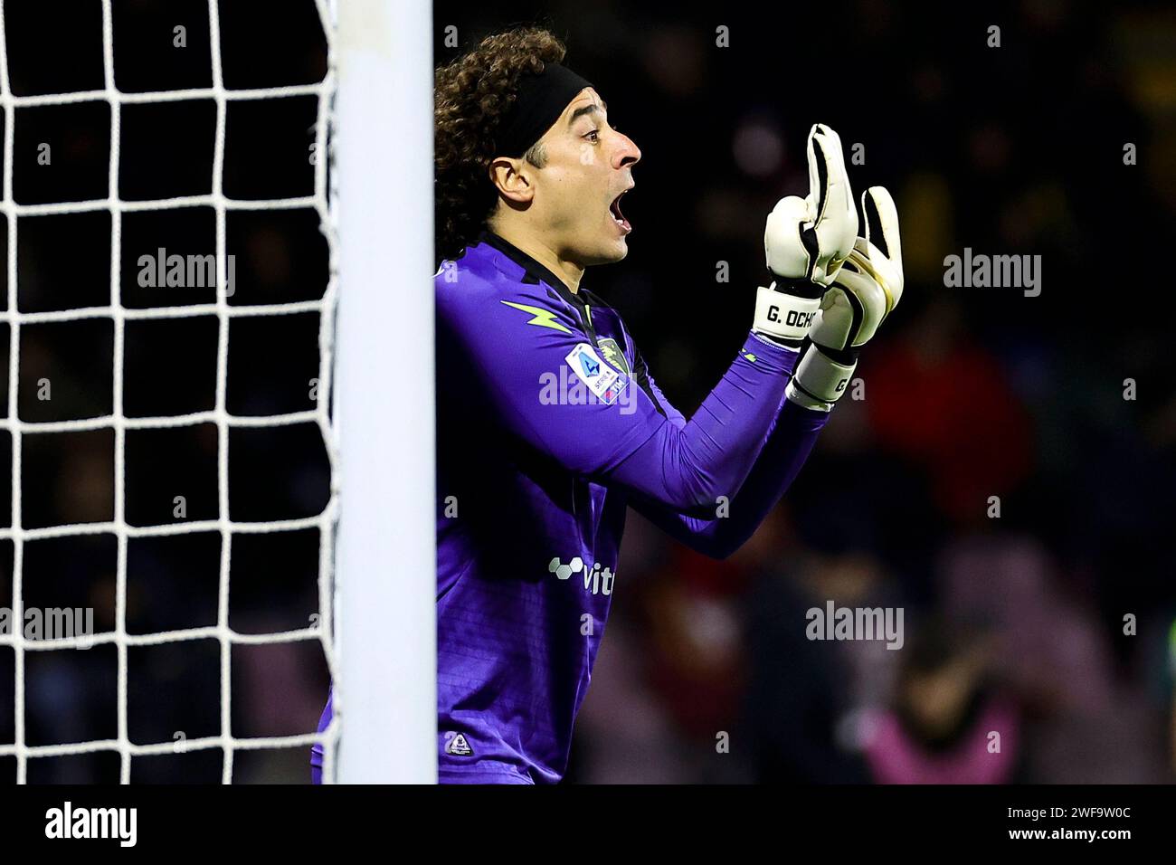 Salerno, Italy. 29th Jan, 2024. Guillermo Ochoa of US Salernitana gestures during the Serie A football match between US Salernitana and AS Roma at Arechi stadium in Salerno (Italy), January 29th, 2024. Credit: Insidefoto di andrea staccioli/Alamy Live News Stock Photo