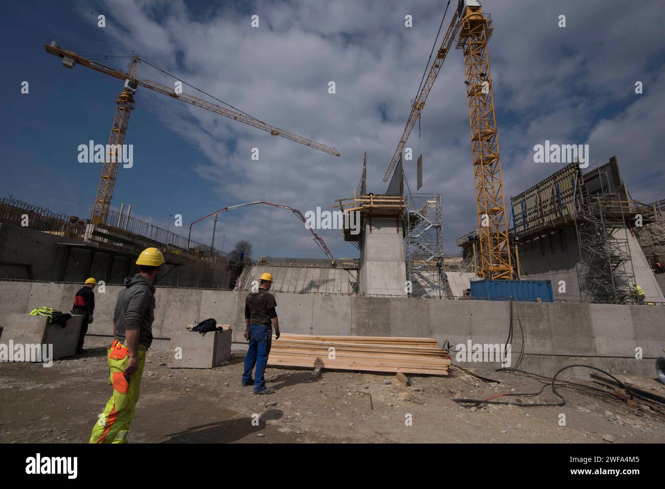 concrete engineering or concrete construction, building architecture in the industry concrete engineering or concrete construction Stock Photo