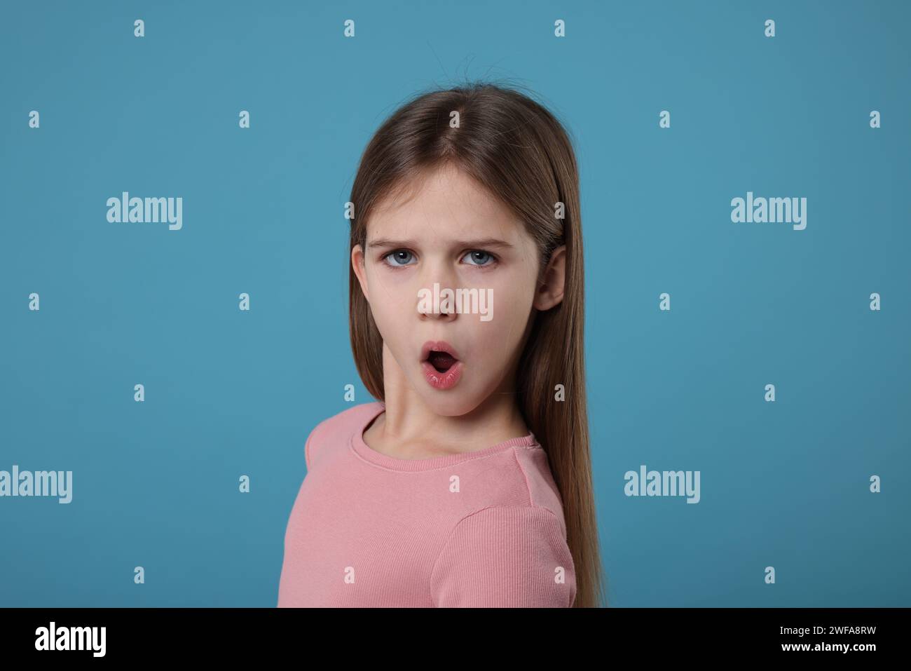 Portrait shocked preteen caucasian girl hi-res stock photography and ...