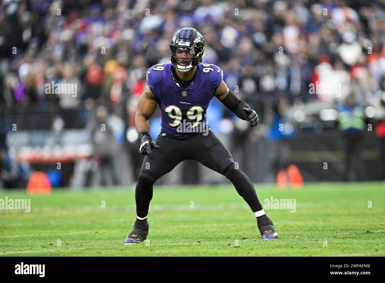 Baltimore Ravens linebacker Odafe Oweh (99) in action during the first ...