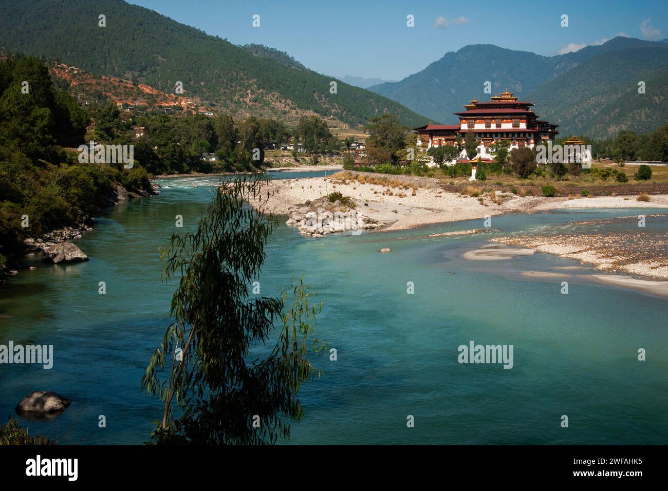 Punaka Dzong, Palace of Great Happiness, built 1647, winter home of ...