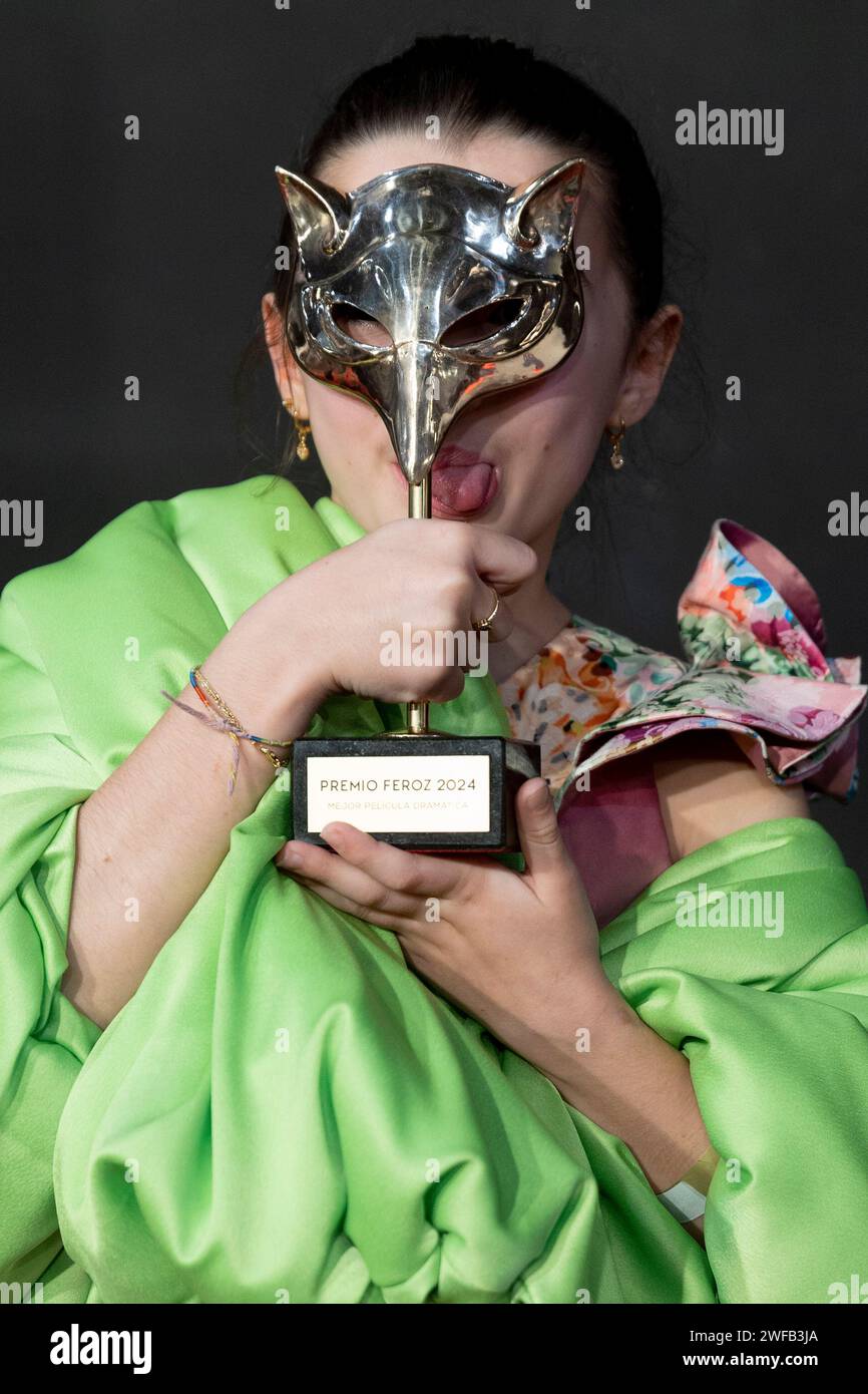 Madrid, Spain. 27th Jan, 2024. Sofia Otero winner of the Best Dramatic Film Award for '20.000 Especies De Abejas', poses in the press room during Feroz Awards 2024 at Palacio Vistalegre Arena in Madrid. (Photo by Nacho Lopez/SOPA Images/Sipa USA) Credit: Sipa USA/Alamy Live News Stock Photo