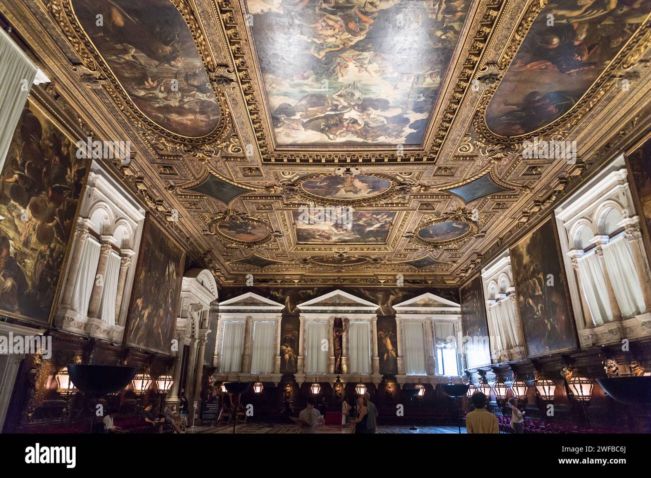 La sala grande superiore scuola grande di san rocco hi-res stock ...