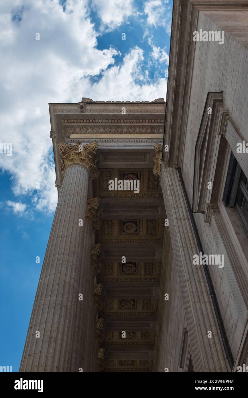 Lyon, France, 2023. Detail of the ceiling of the Palais de justice historique de Lyon (historic courthouse), Quai Romain Rolland (vertical) Stock Photo