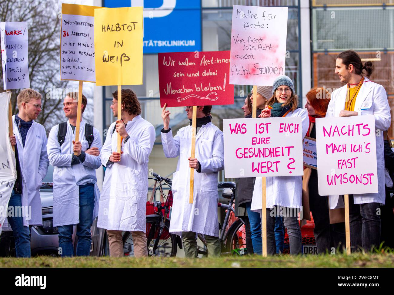 30 January 2024, MecklenburgWestern Pomerania, Rostock Doctors at