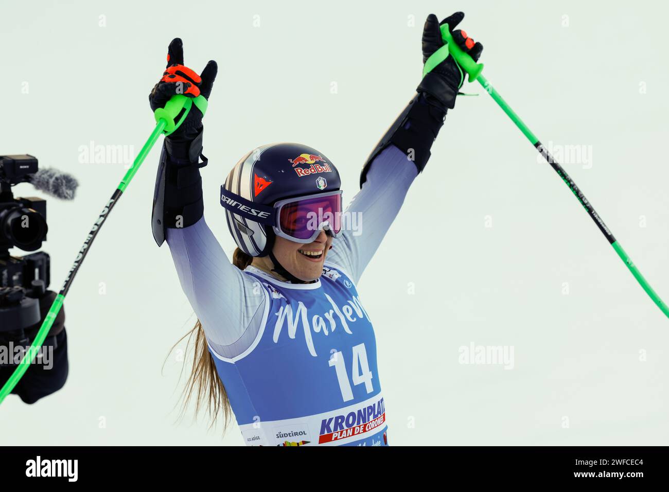 Italys Sofia Goggia Reacts In The Finish Area After Completing An Alpine Ski Womens World Cup 7854