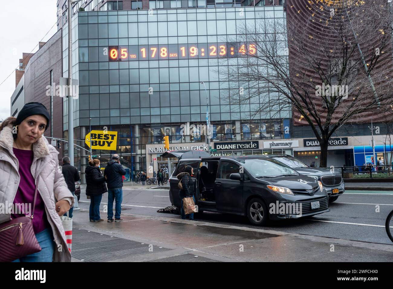 Climate clock hi res stock photography and images Alamy