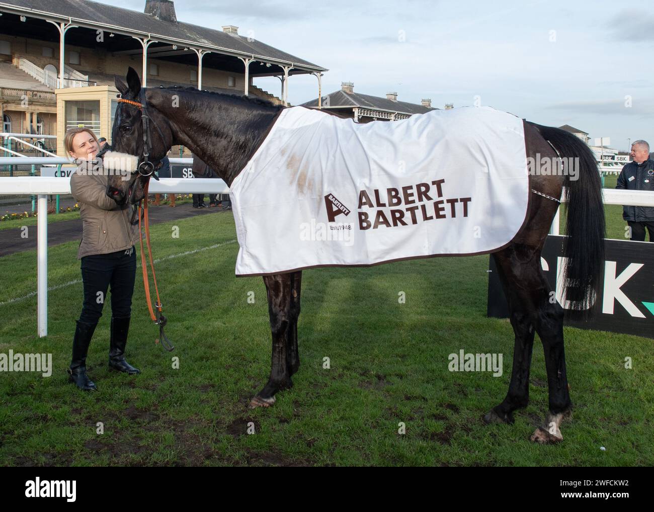Kerryhill wins Albert Bartlett River Don Novices' Hurdle at Doncaster for Ruth Jefferson and Brian Hughes on Sat 27 Jan 2024 Stock Photo
