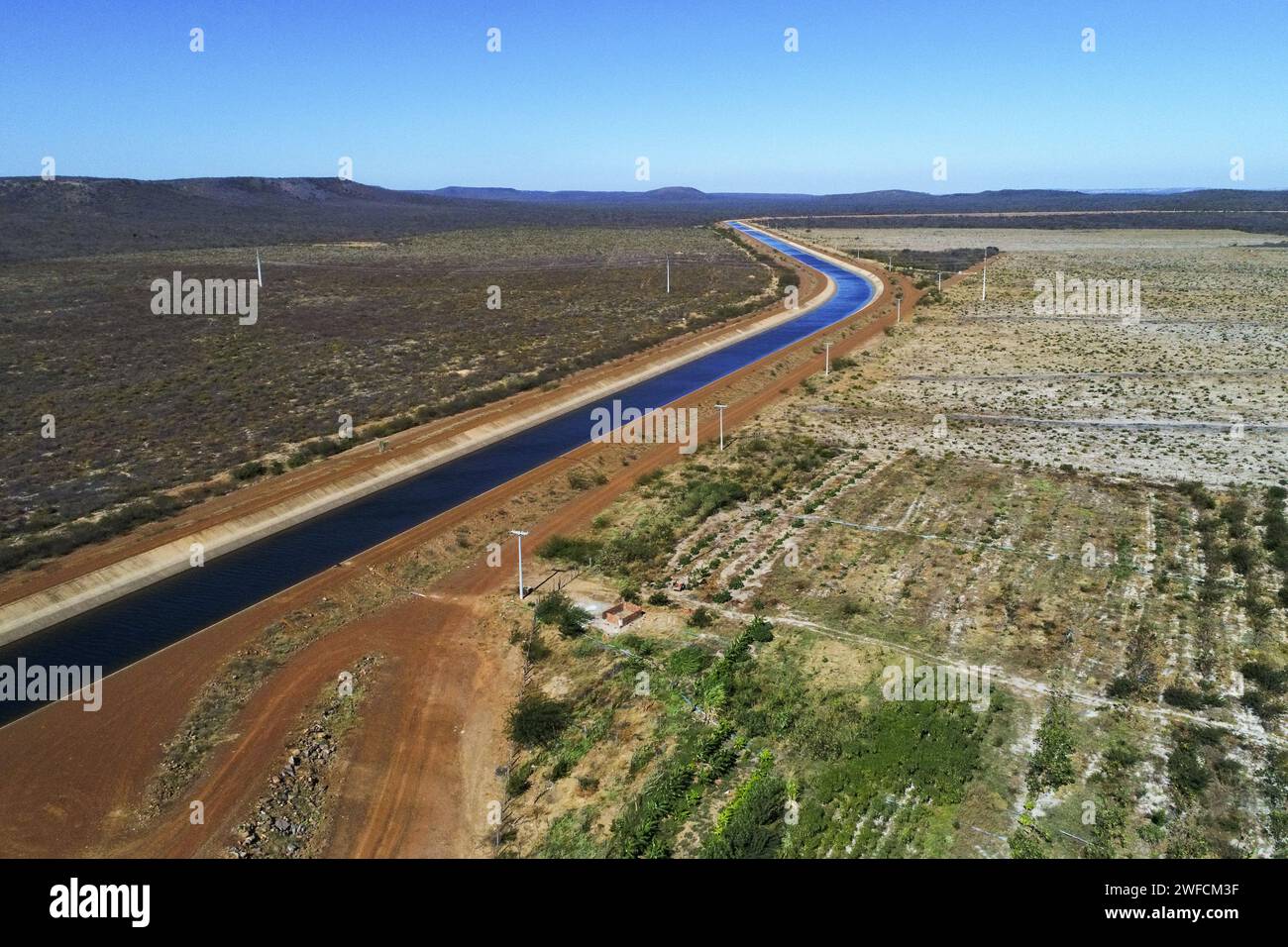 Drone view of the São Francisco River main water collection channel from the Irecê Baixios Irrigation Project - district of Boa Vista de Santo Antonio Stock Photo