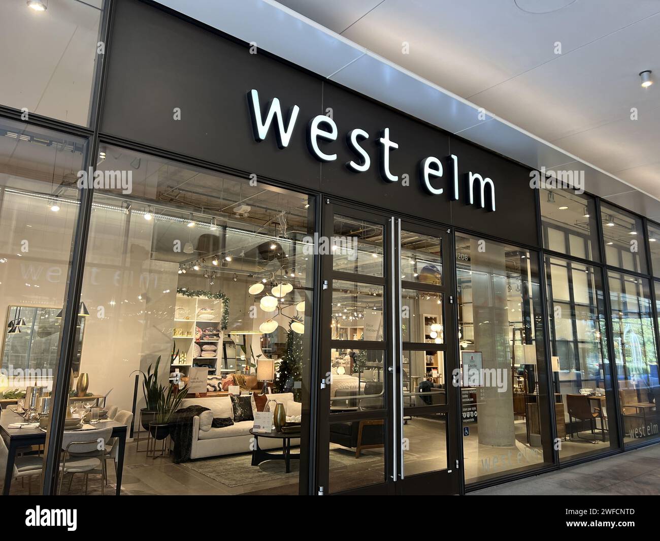 West elm store hi res stock photography and images Alamy