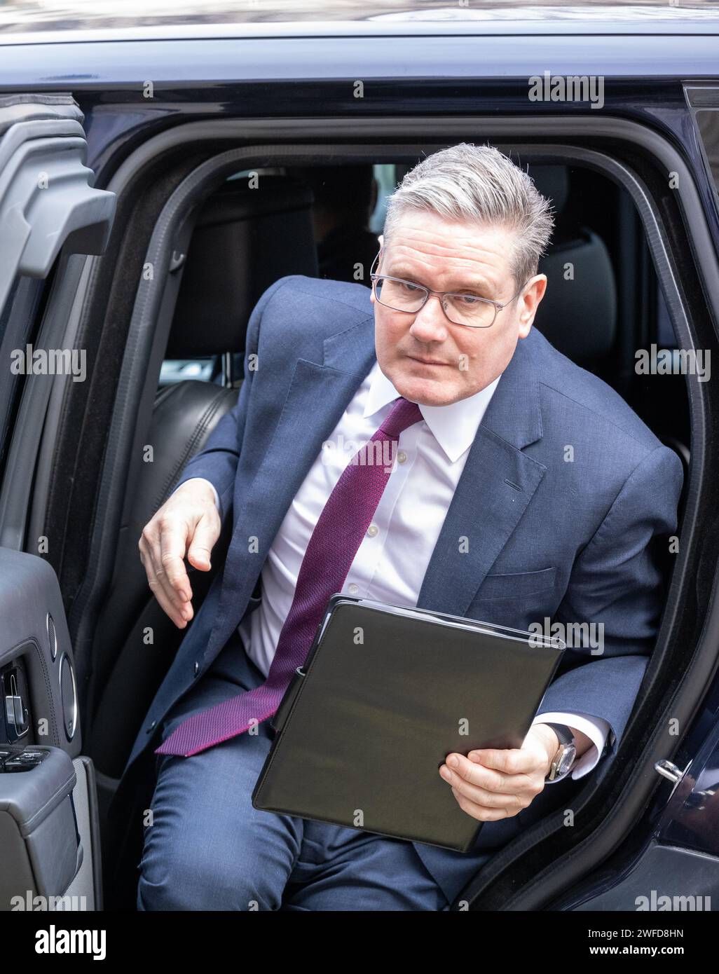 London, UK. 30th Jan, 2024. Sir Keir Starmer and members of the shadow cabinet at the Cabinet office as part of the transitional talks and arrangements with the Civil Service. Credit: Ian Davidson/Alamy Live News Stock Photo