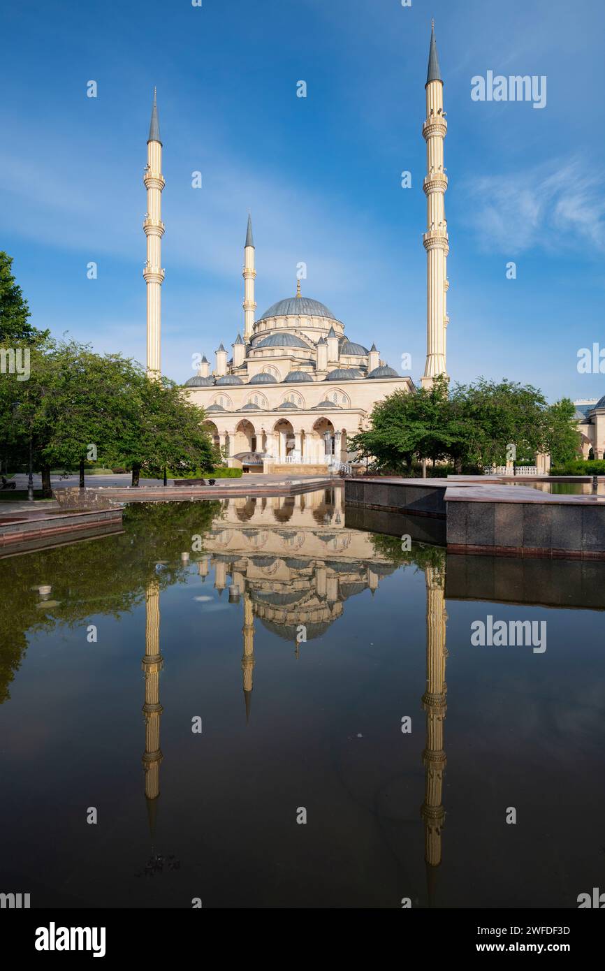 GROZNY, RUSSIA - JUNE 14, 2023: Mosque "Heart of Chechnya"   with reflection on a sunny June morning Stock Photo