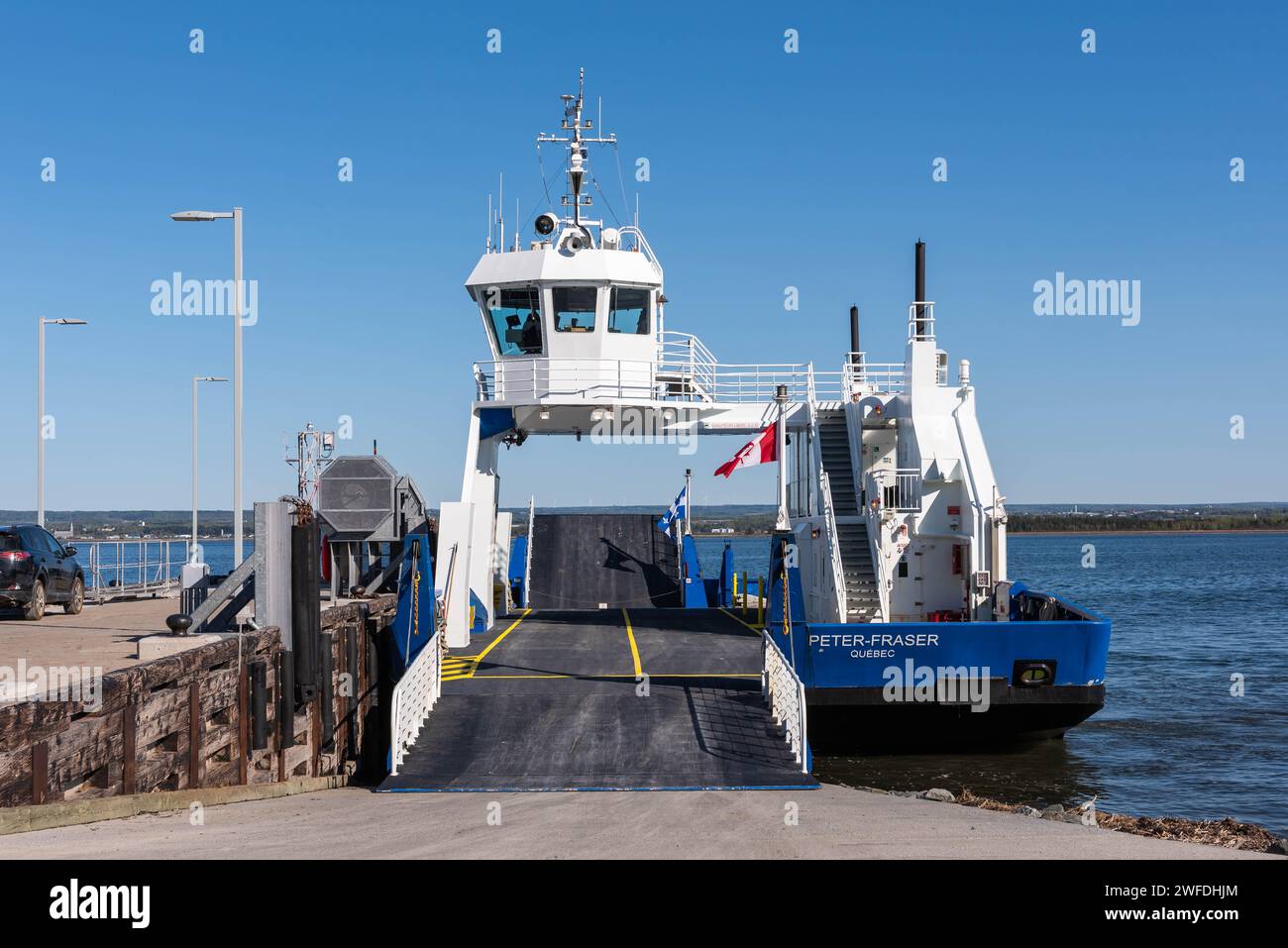 The ferry Peter Fraser at the pier of NotreDamedesSeptDouleurs of l’IsleVerte after