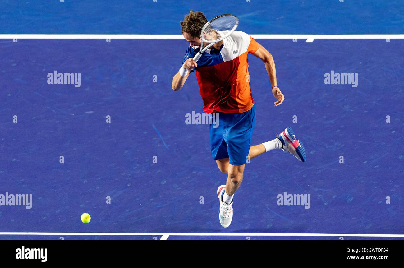 Daniil MEDVEDEV (RUS) vs Benoit PAIRE (FRA) during their Singles Round 1 match as part of the Abierto Mexicano Telcel presentado por HSBC at the Arena GNP Seguros on February 22, 2022 in Acapulco, Mexico. Photo by Victor Fraile / Power Sport Images Stock Photo