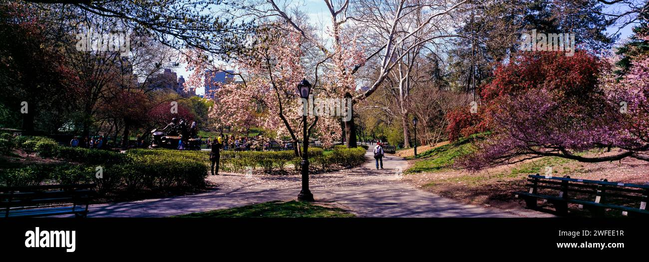 Alice in Wonderland statue in Central Park, New York City, NY, USA Stock Photo
