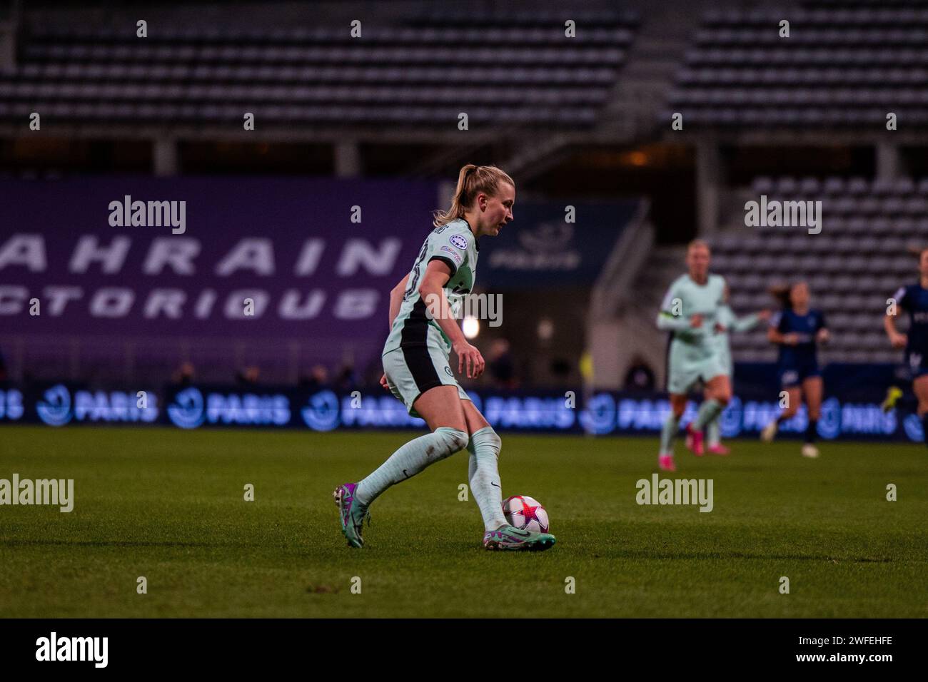 Aggie Beever-Jones (33 Chelsea) in action during the UEFA Women’s ...