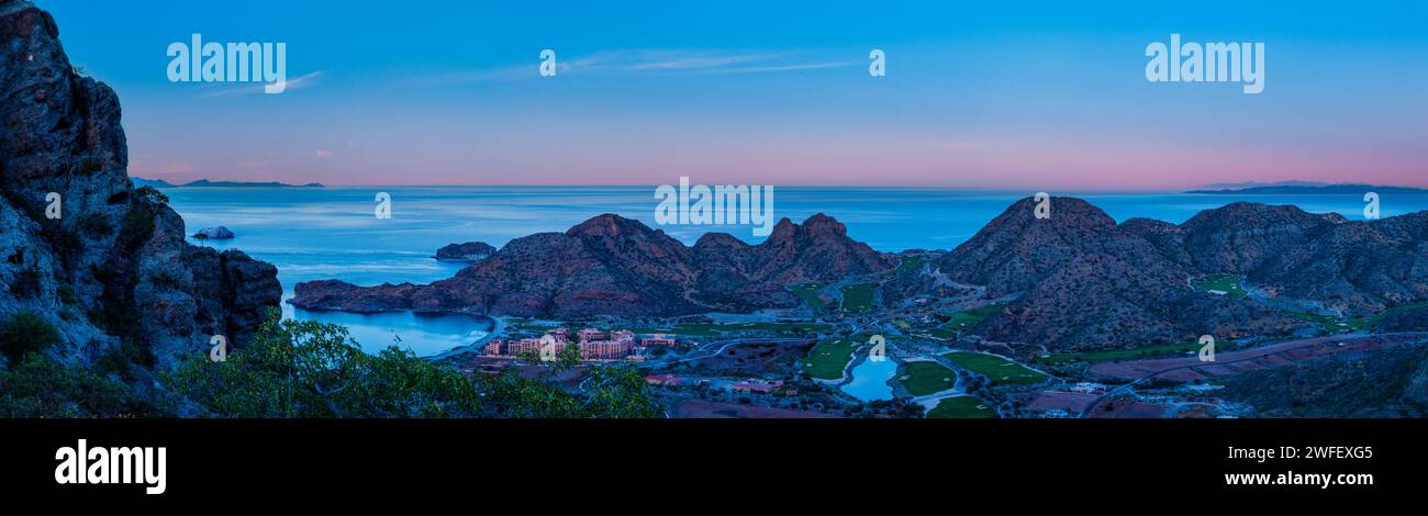 Sea and coastline landscape, Villa del Palmar, Danzante Bay, Baja California Sur, Mexico Stock Photo