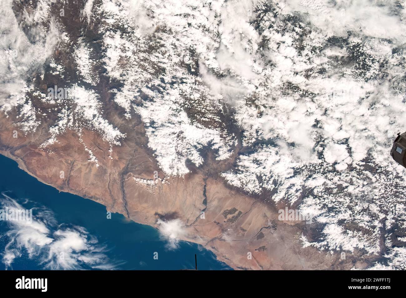Peru coast aerial hi-res stock photography and images - Alamy