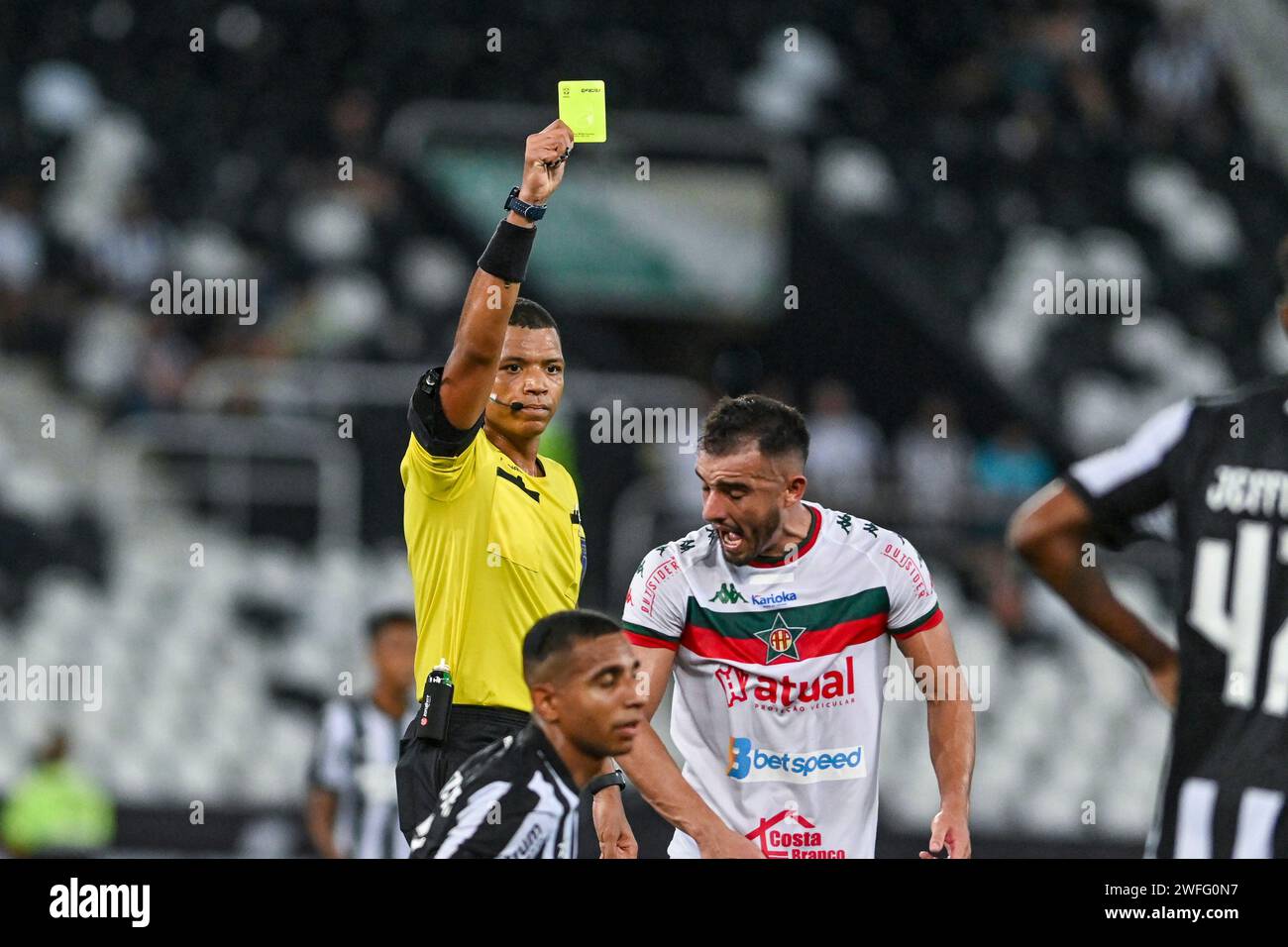 Rio, Brazil - january, 30 2024, bruno mota Correia referee in match between Botafogo vs Portuguesa-RJ by Carioca championship of 05th round, in Nilton Stock Photo