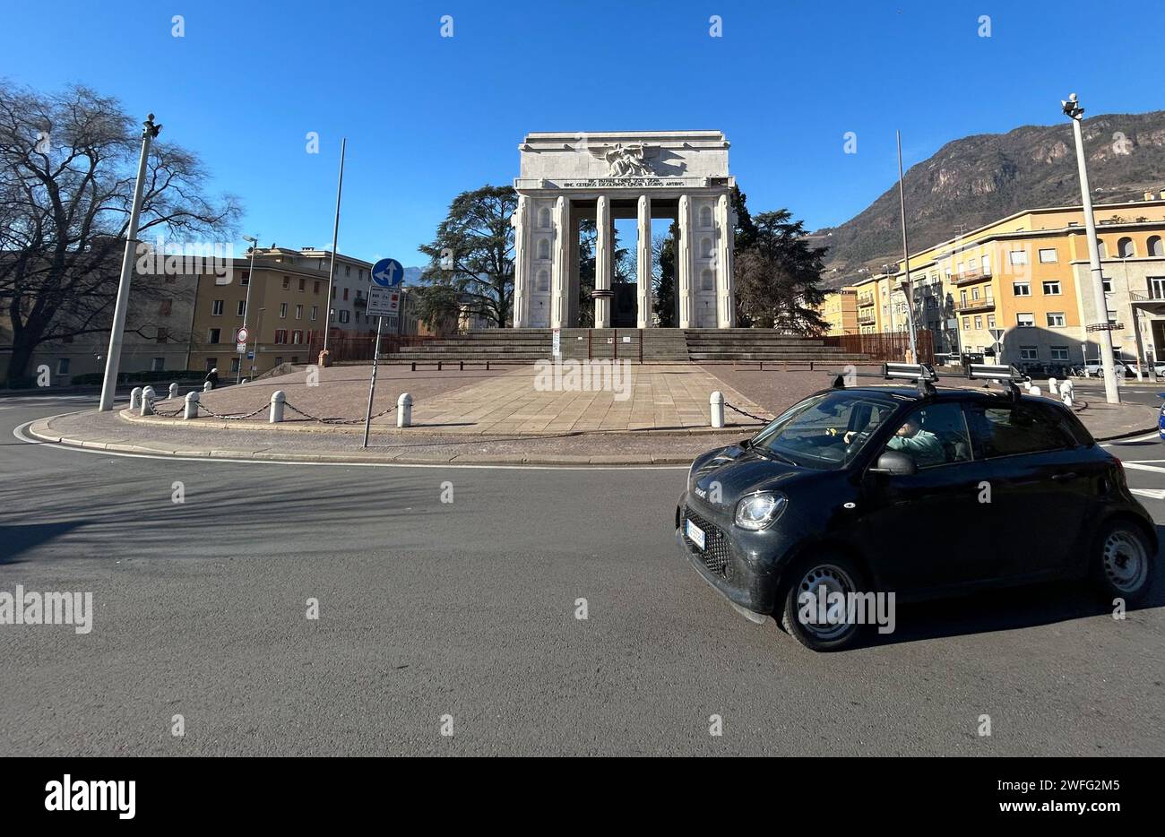 Monumento alla vittoria hi-res stock photography and images - Alamy