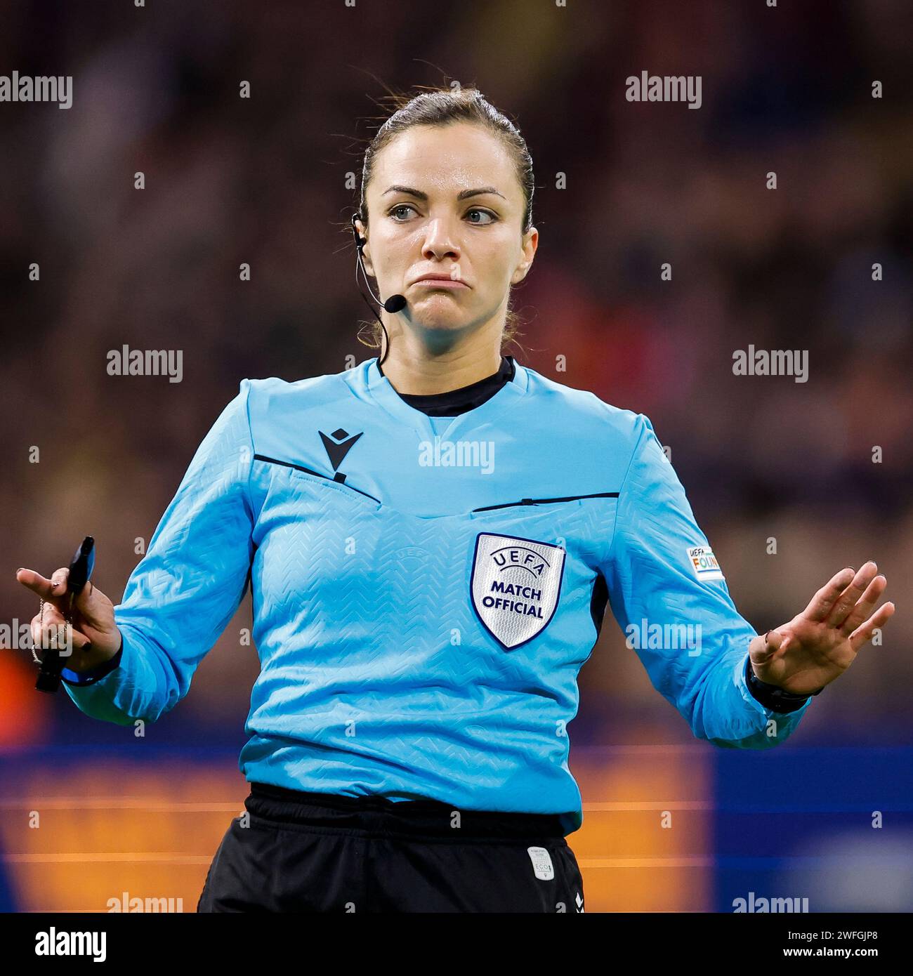 Zanjir pochtasining erotik fotosuratlari