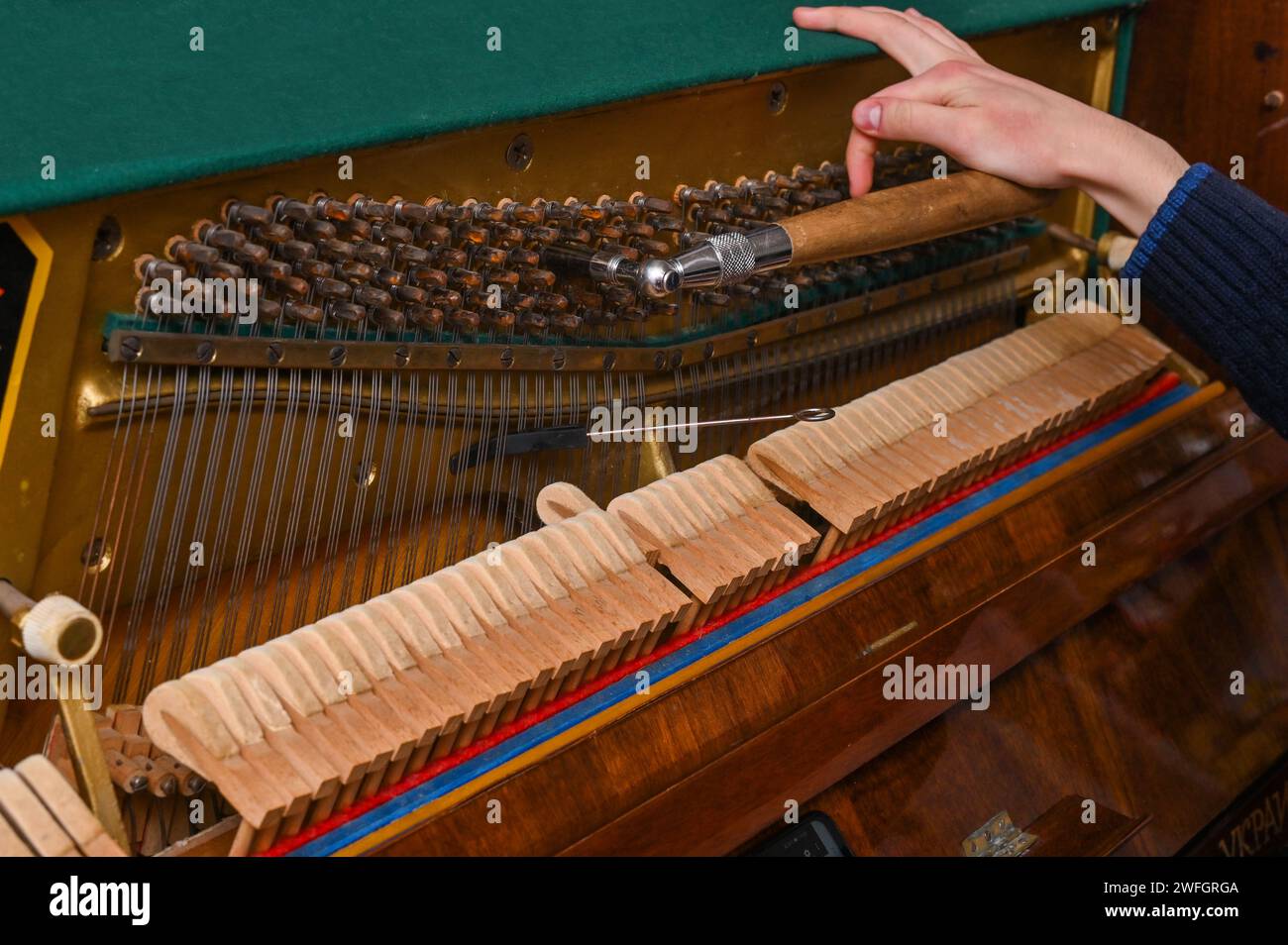 Master piano hi-res stock photography and images - Alamy