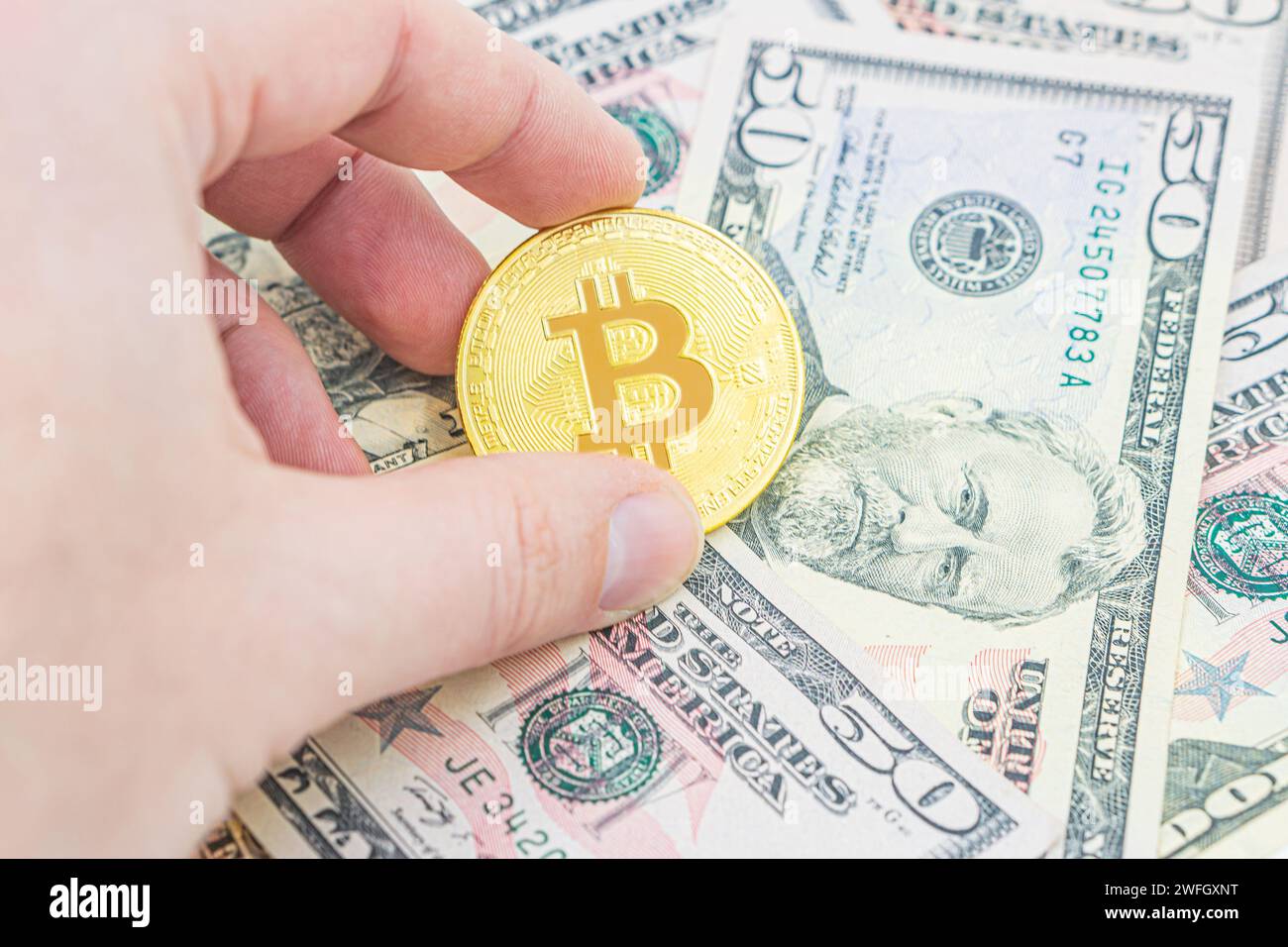 Usd coin hi-res stock photography and images - Page 17 - Alamy