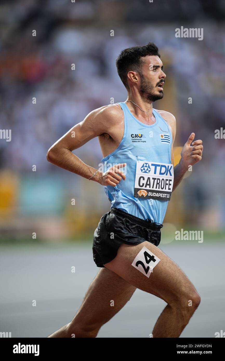 Santiago CATROFE participating in the 10.000 m at the World Athletics