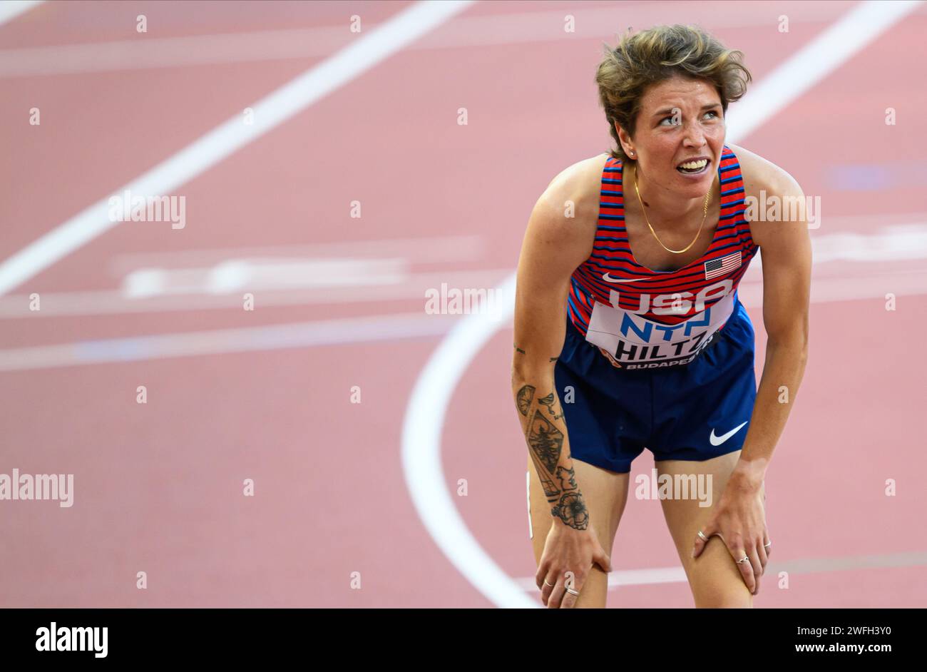nikki-hiltz-participating-in-the-1500-meters-at-the-world-athletics