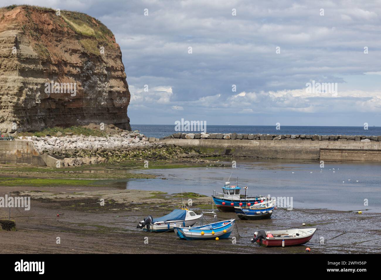 boats on the staithes, yorkshire Stock Photo