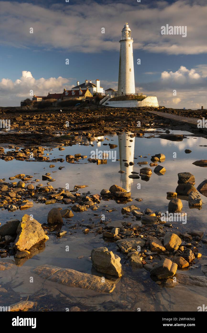 St Marys Island and lighthouse, Whitley Bay, north Tyneside, Tyne and Wear Stock Photo