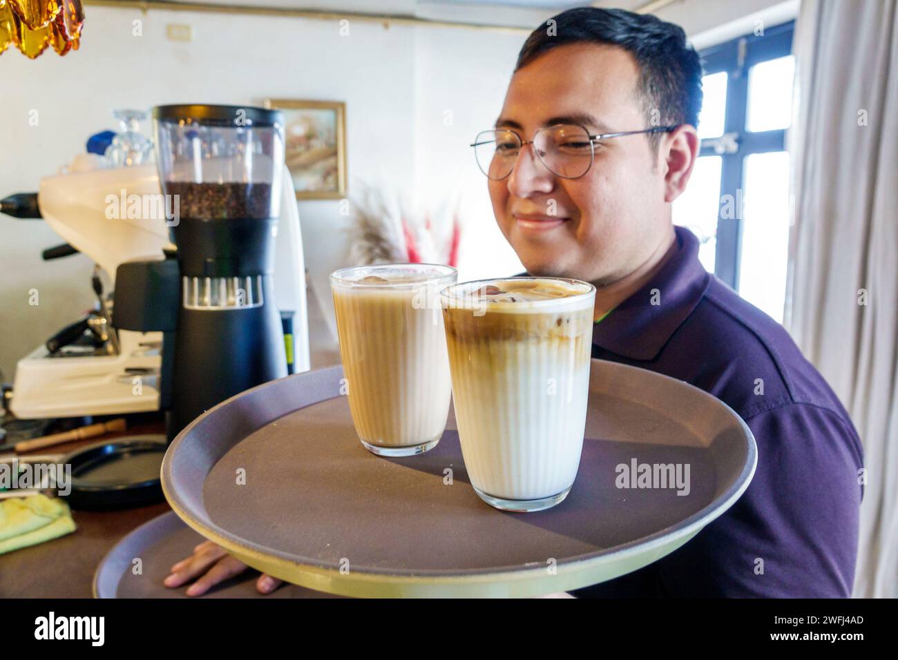 Restaurant restaurants food dine dining eating out casual cafe cafes hi