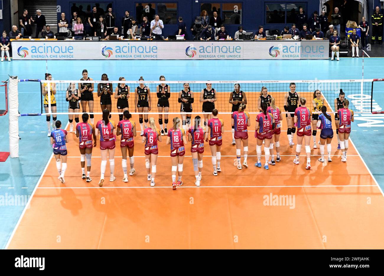 Female volleyball players hires stock photography and images Alamy