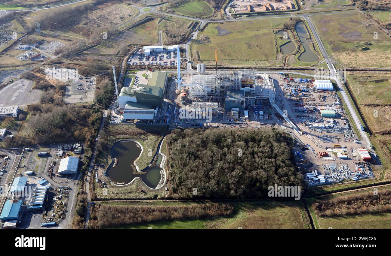 aerial view of the METKA PROTOS Energy Recovery Facility near Ince, Helsby & Elton on the south bank of the Mersey Estuary not far from Ellemsere Port Stock Photo
