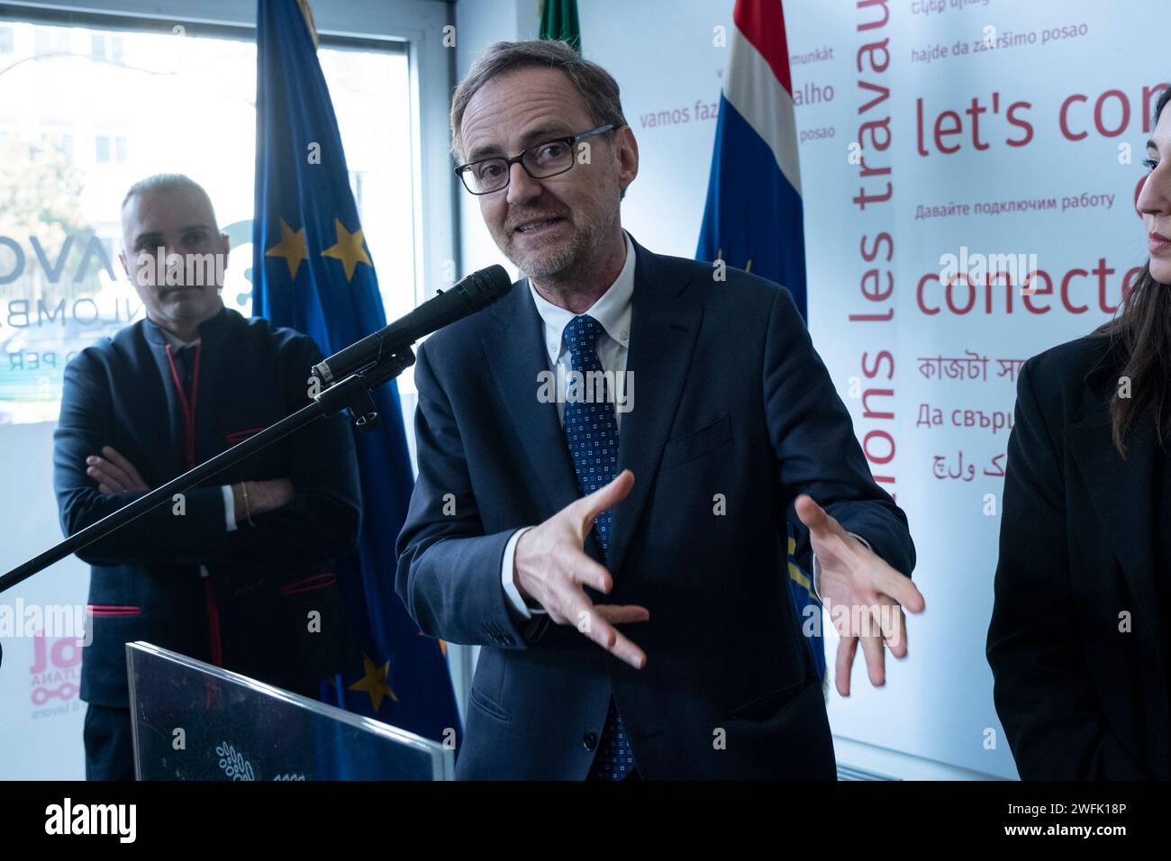 Foto Alessandro Cimma/LaPresse 31-01-2024 Milano, Italia.Via Paravia. Città metropolitana di Milano e Afol Metropolitana inaugurazione della nuova sede decentrata del Centro per l'Impiego di Milano, con Diana De Marchi, assessori Simona Tironi, Alessia Cappello, Gaia Romani e Claudio Sgaraglia Prefetto di Milano. Foto Alessandro Cimma/LaPresse 31-01-2024 Milano, Italia. Via Paravia. Città metropolitana di Milano e Afol Metropolitana inaugurazione della nuova sede decentrata del Centro per l'Impiego di Milano, con Diana De Marchi, assessori Simona Tironi, Alessia Cappello, Gaia Romani e Clau Stock Photo