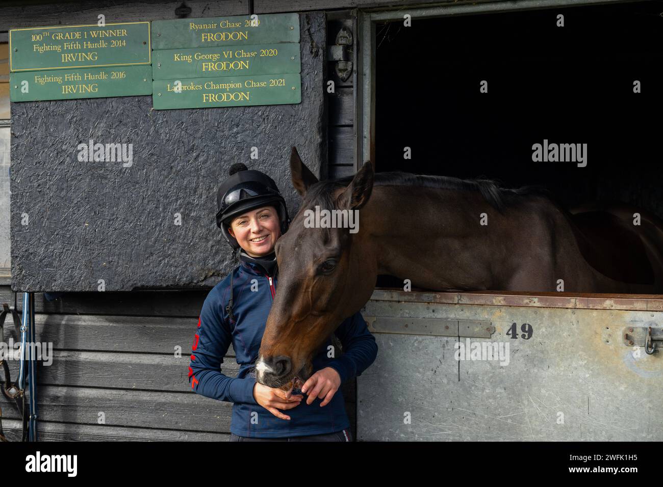 Jockey Bryony Frost with National Hunt race horse Frodon on his last day at Paul Nicholls' yard after his retirement. Stock Photo