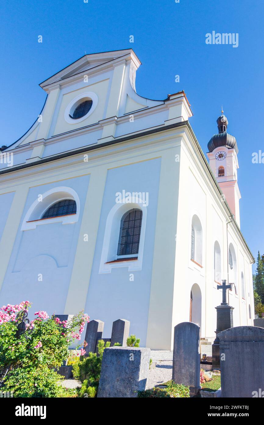 Murnau am Staffelsee: church St. Nikolaus, Old Town in Oberbayern, Pfaffenwinkel, Upper Bavaria, Bayern, Bavaria, Germany Stock Photo