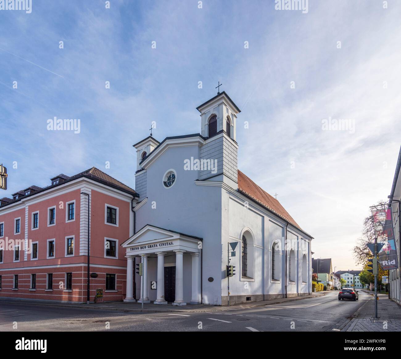 Gruselige Zeichnung Von Drei Geistern, Zeichnung, Geister, Blutbefleckte  Kleidung PNG Bild und Clipart zum kostenlosen Download, image size:1300x1165