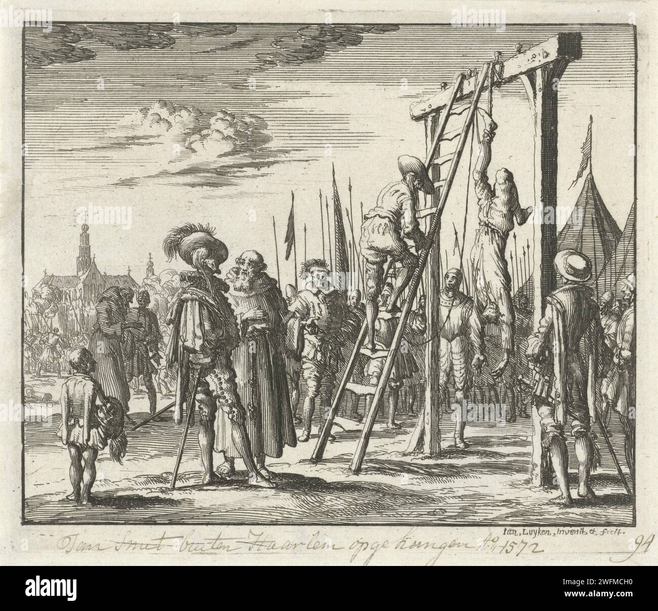 Jan Smit in Haarlem hung on one leg, 1572, Jan Luyken, 1685 print  Amsterdam paper etching execution of heretic, e.g. by burning at the stake, 'auto-da-fé' Haarlem Stock Photo