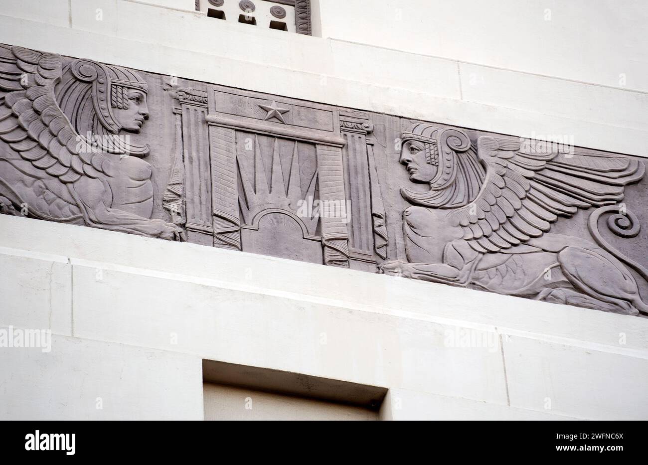 1920s art deco building hi-res stock photography and images - Alamy
