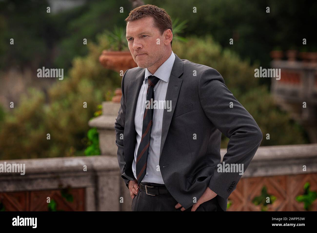 Sam worthington lift hi-res stock photography and images - Alamy