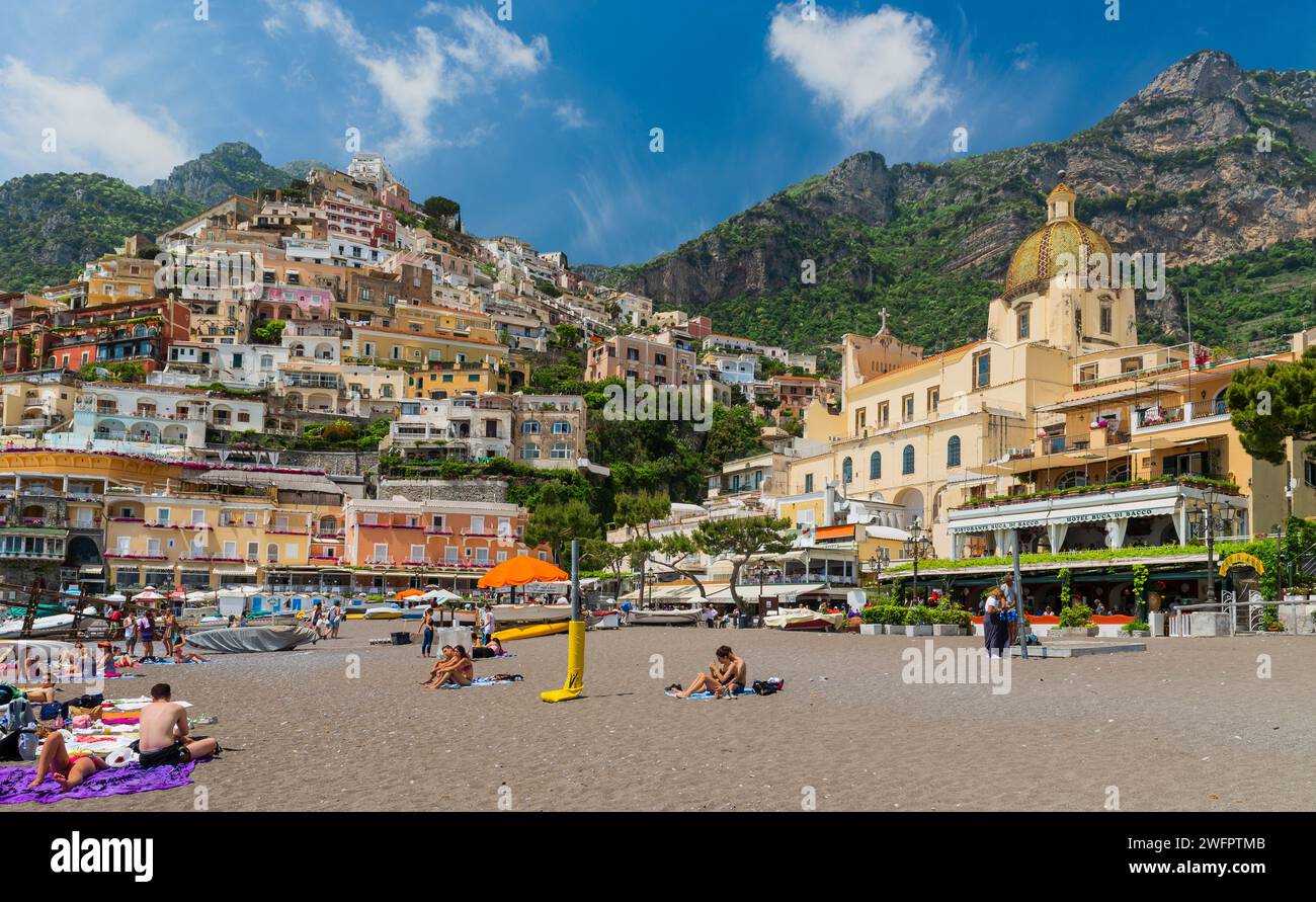 The city of Positano, on the Amalfi coast, Italy Stock Photo - Alamy