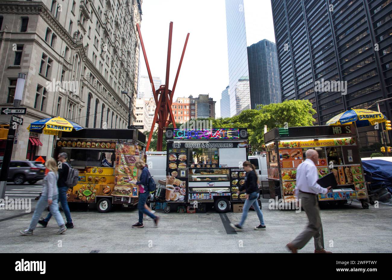 New York City: Food Trucks in Manhattan Stock Photo