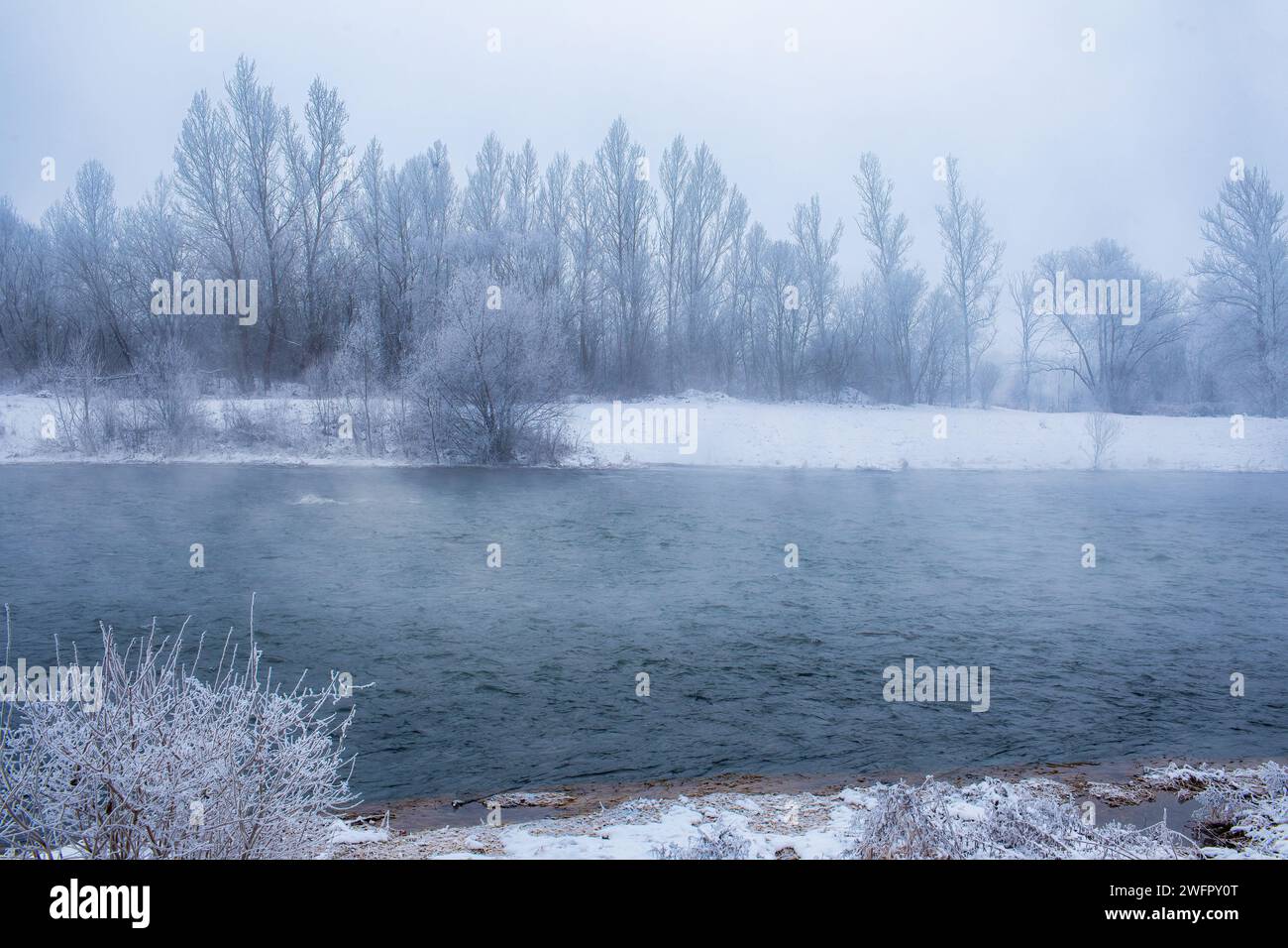 Landscape during freezing january temperatures Stock Photo - Alamy