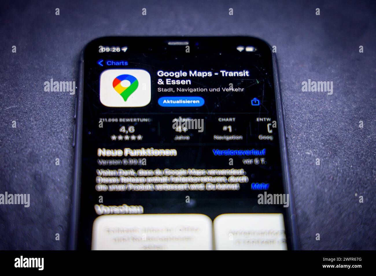 Apple App Store auf einem iPhone. Apps-Charts gratis. Google Maps ...