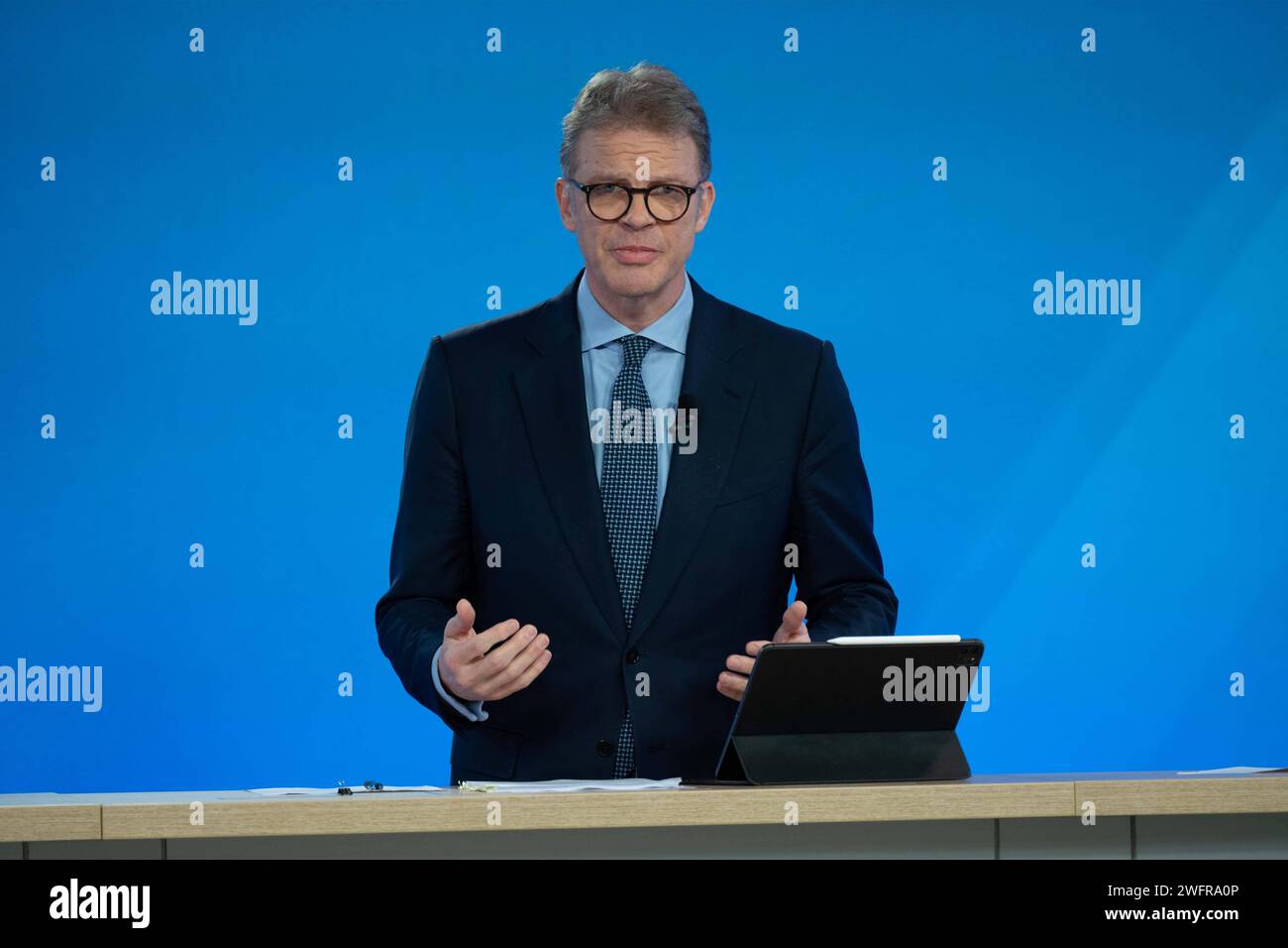 Christian SEWING, CEO, Vorstandsvorsitzender, Bilanzpressekonferenz der Deutsche Bank AG in Frankfurt, 01.02.2024. *** Christian SEWING, CEO, Chairman of the Management Board, Annual Press Conference of Deutsche Bank AG in Frankfurt, 01 02 2024 Stock Photo