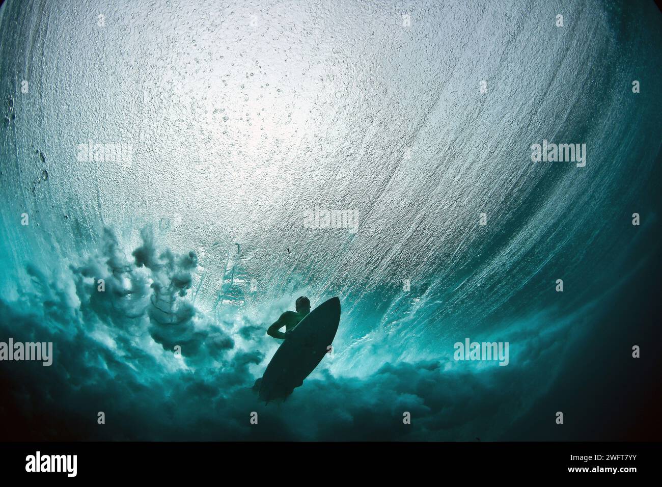 2024 olympic surfing games hi-res stock photography and images - Alamy