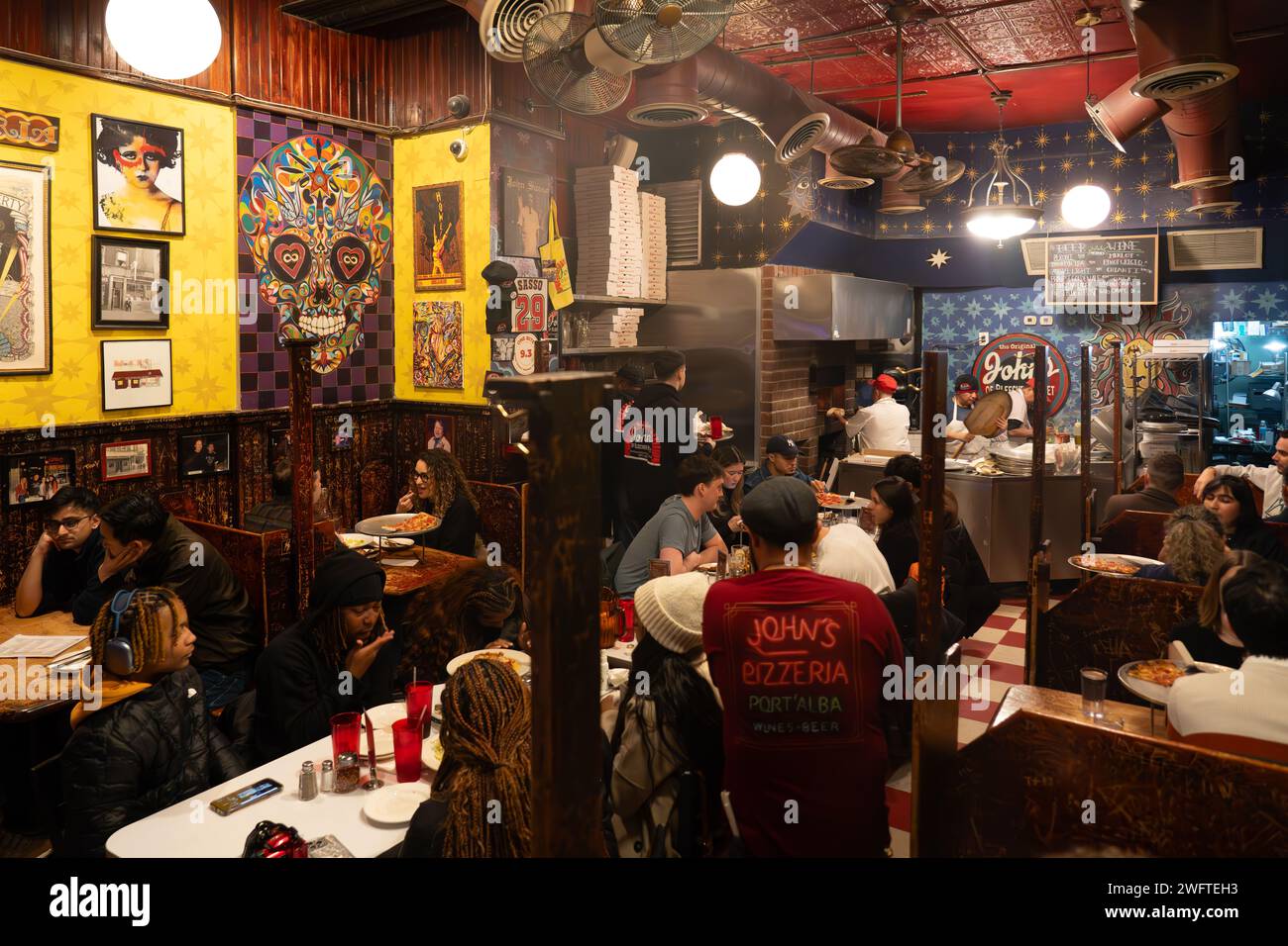 JohnÕs Pizzeria in New York City. Photo date: Saturday, January 27, 2024. Photo: Richard Gray/Alamy Stock Photo