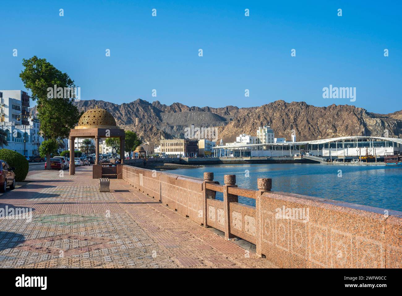 Mutrah Corniche, Promenade at the harbour, Matrah, Muscat, Oman Stock Photo